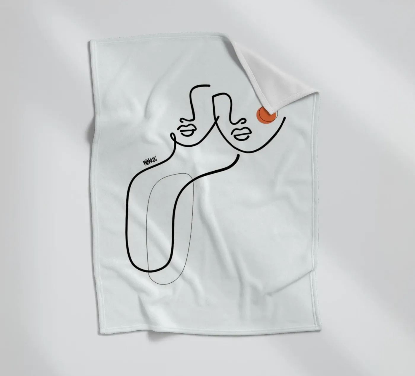 Uno fleece blanket by Ninhol