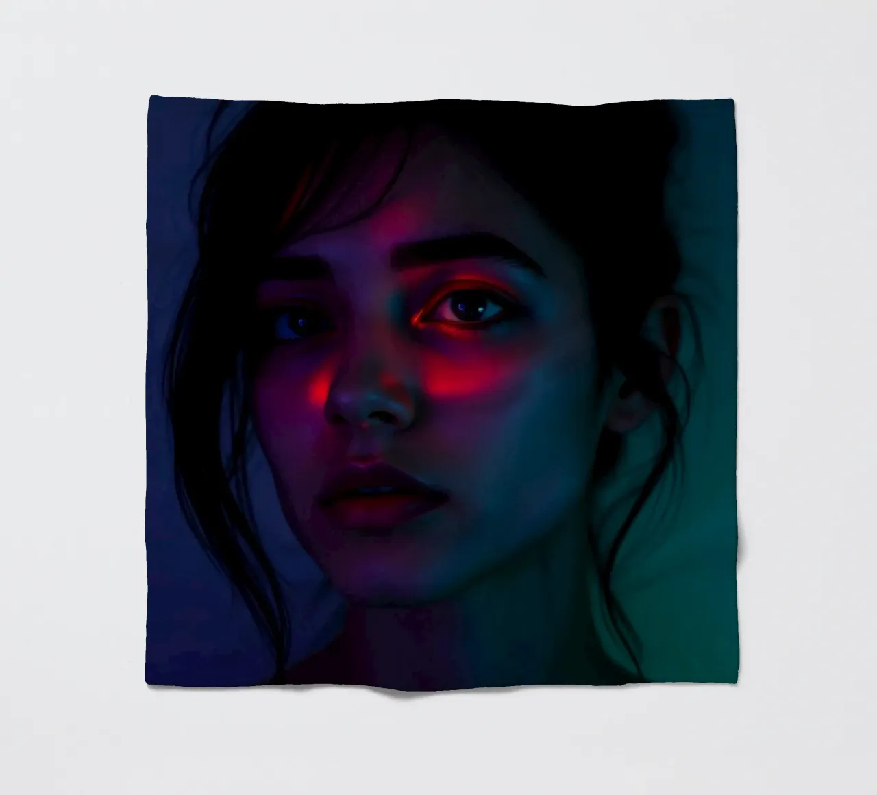 ritratto di una giovane donna che evidenzia luci e ombre coperta in pile da DesignDoodle