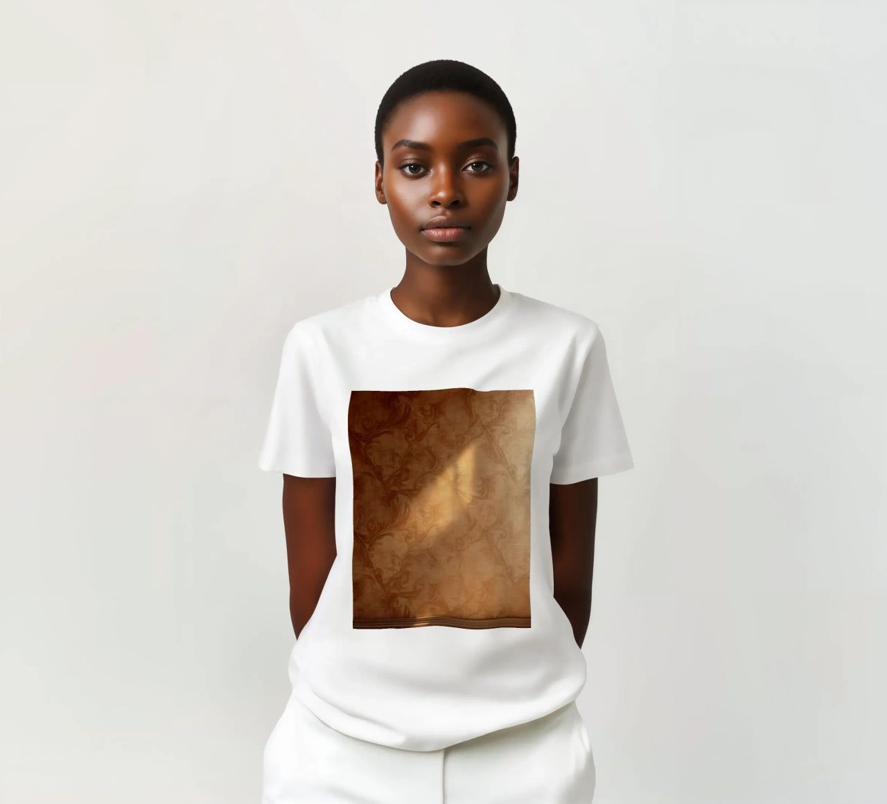 Design mural abstrait élégant avec des tons chauds et une lumière douce t-shirt de DesignDoodle