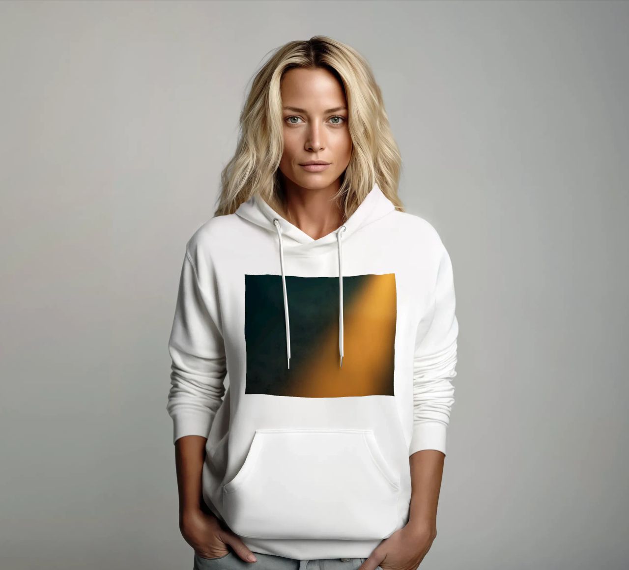 Explore warm light beams illuminating the abstract backgroun felpa con cappuccio da DesignDoodle
