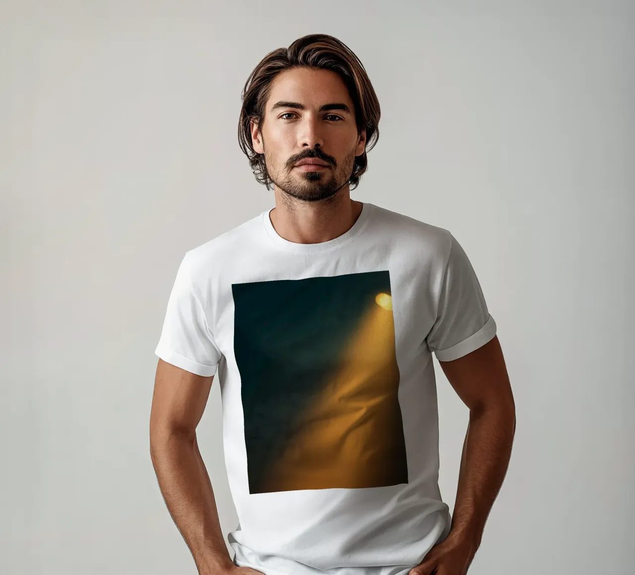Explore warm light beams illuminating the abstract backgroun t-shirt da DesignDoodle