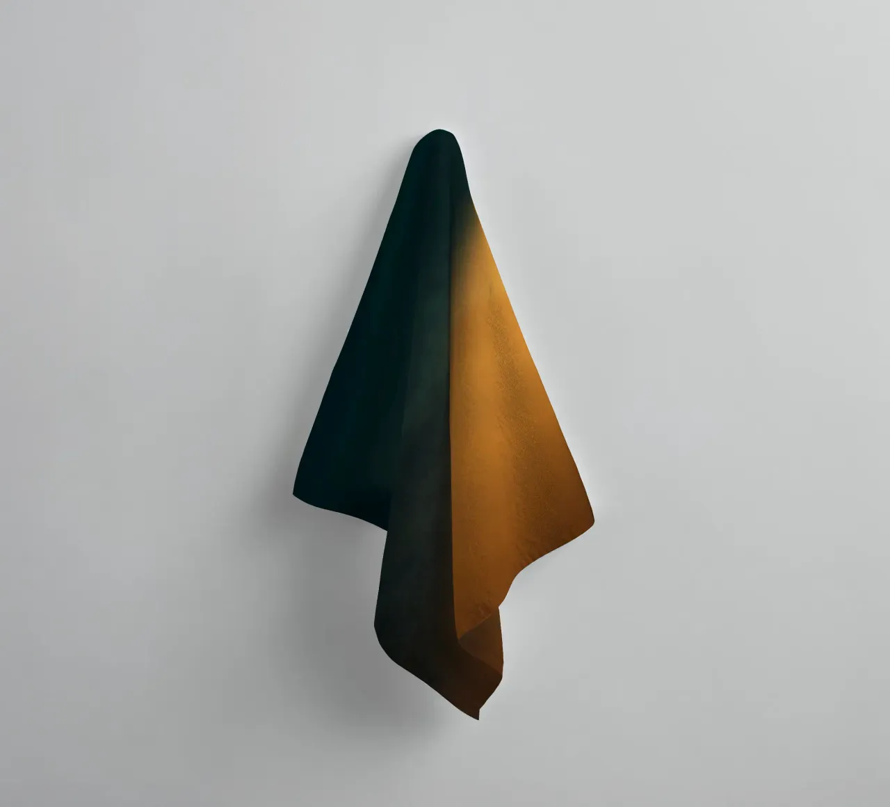 Explore warm light beams illuminating the abstract backgroun asciugamano da bagno da DesignDoodle