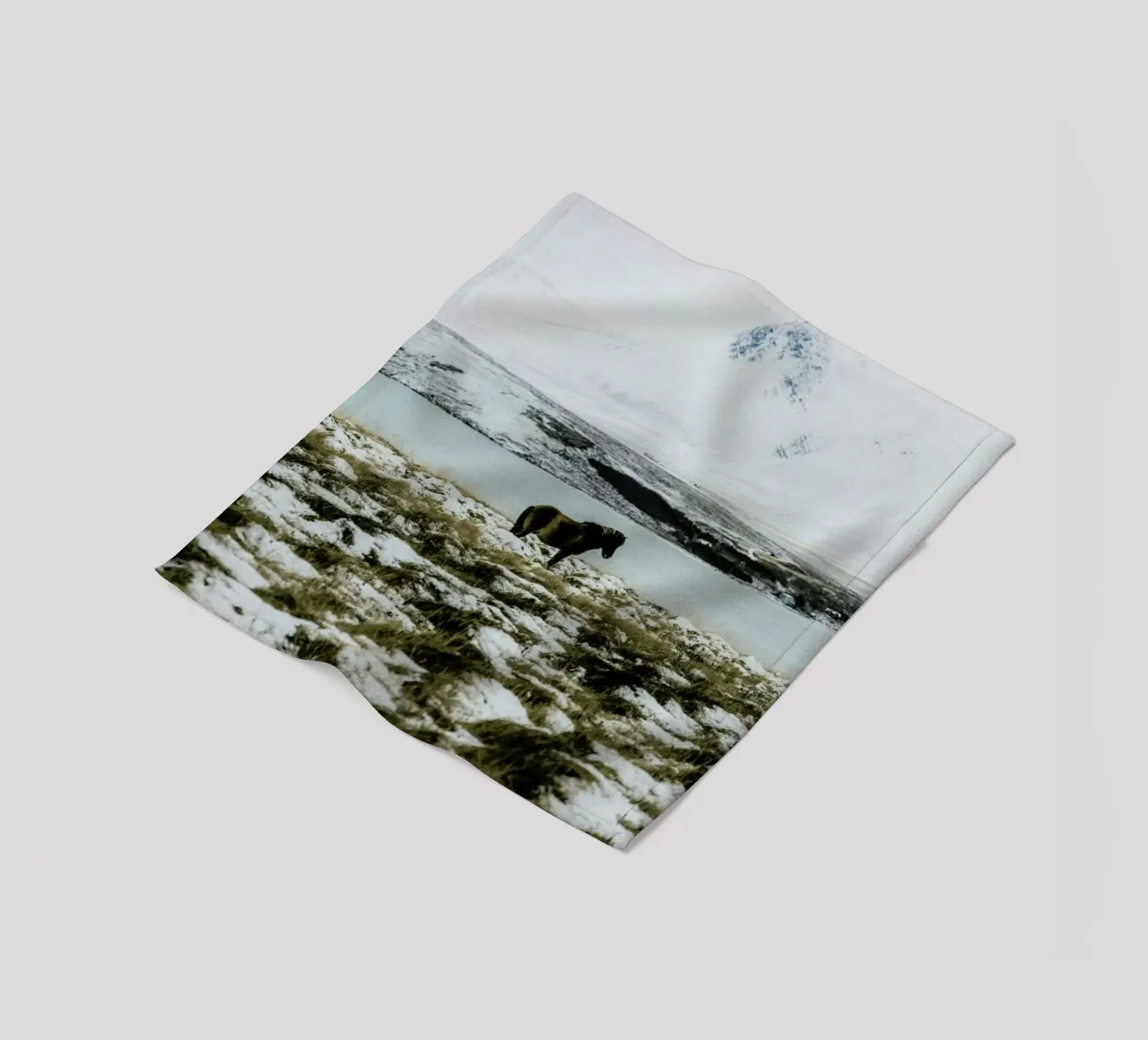 Born For The Cold coperta in pile da Natural Kingdom