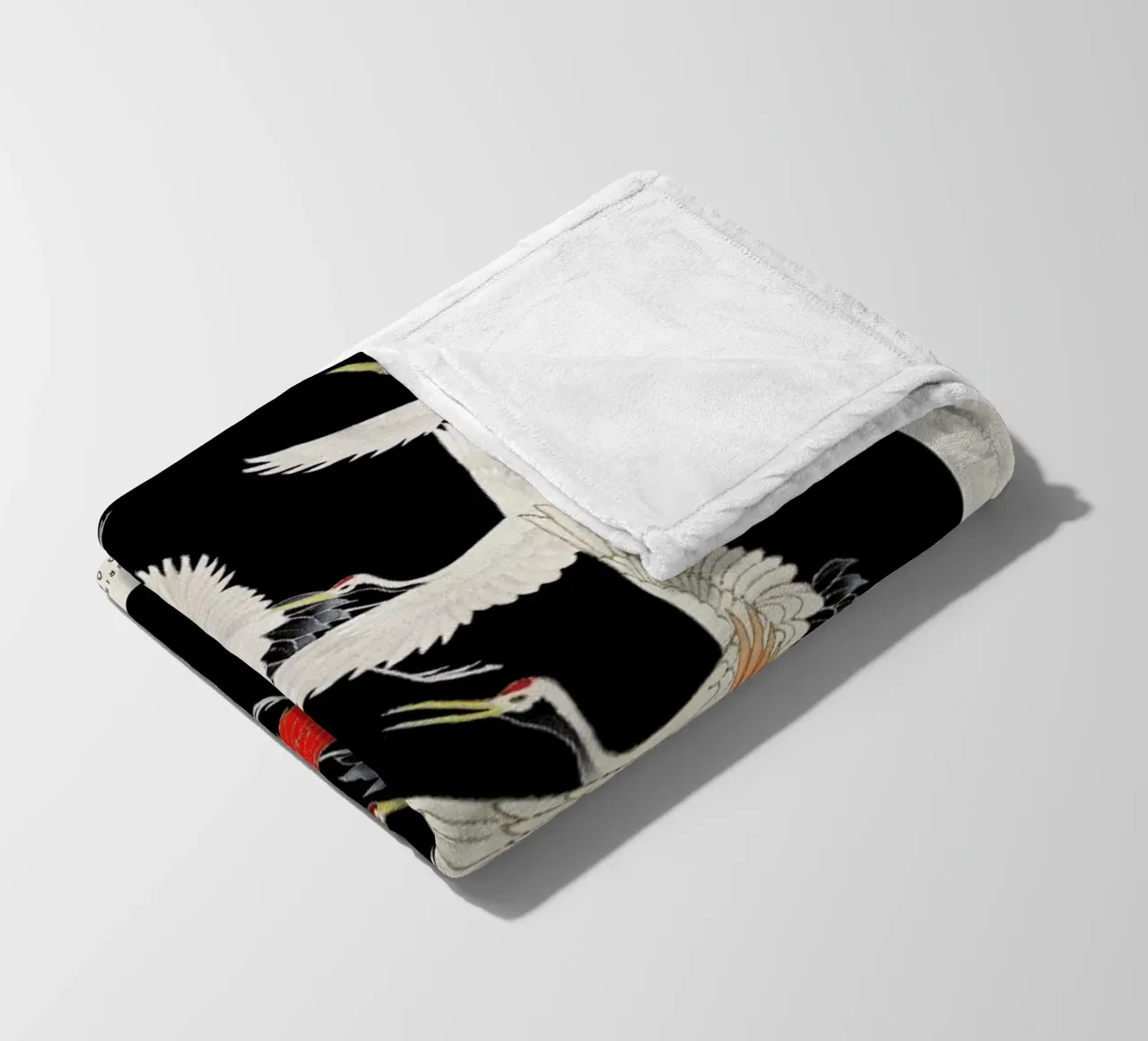 Furisode with a Myriad of Flying Cranes coperta in pile da Vintage by JUNIQE