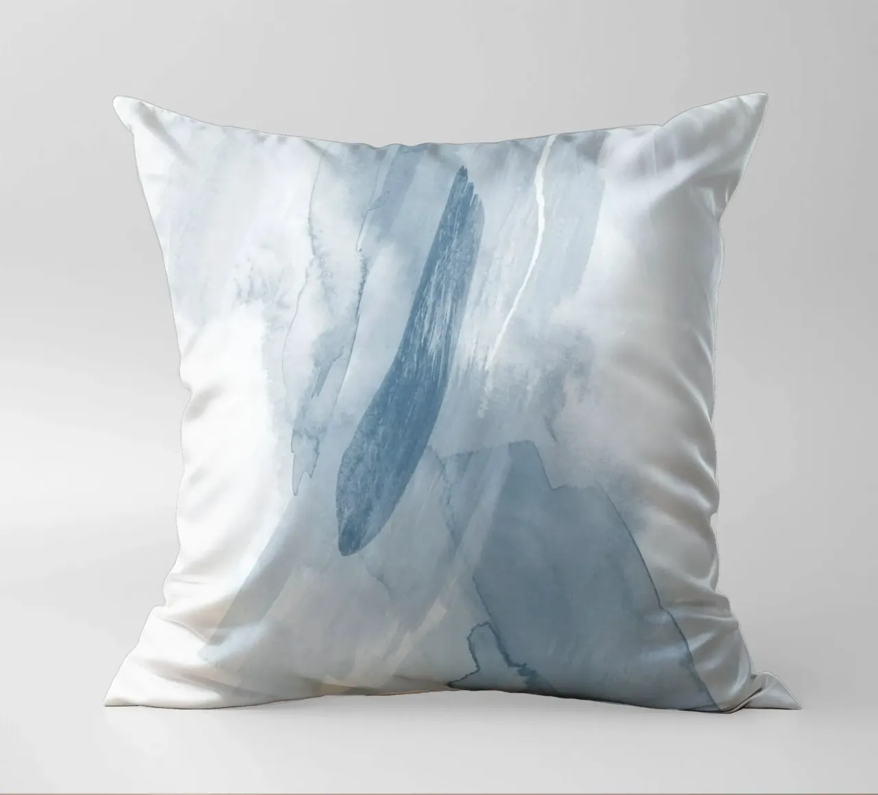 Pennellate di toni blu 3 cuscino da NouveauPrints