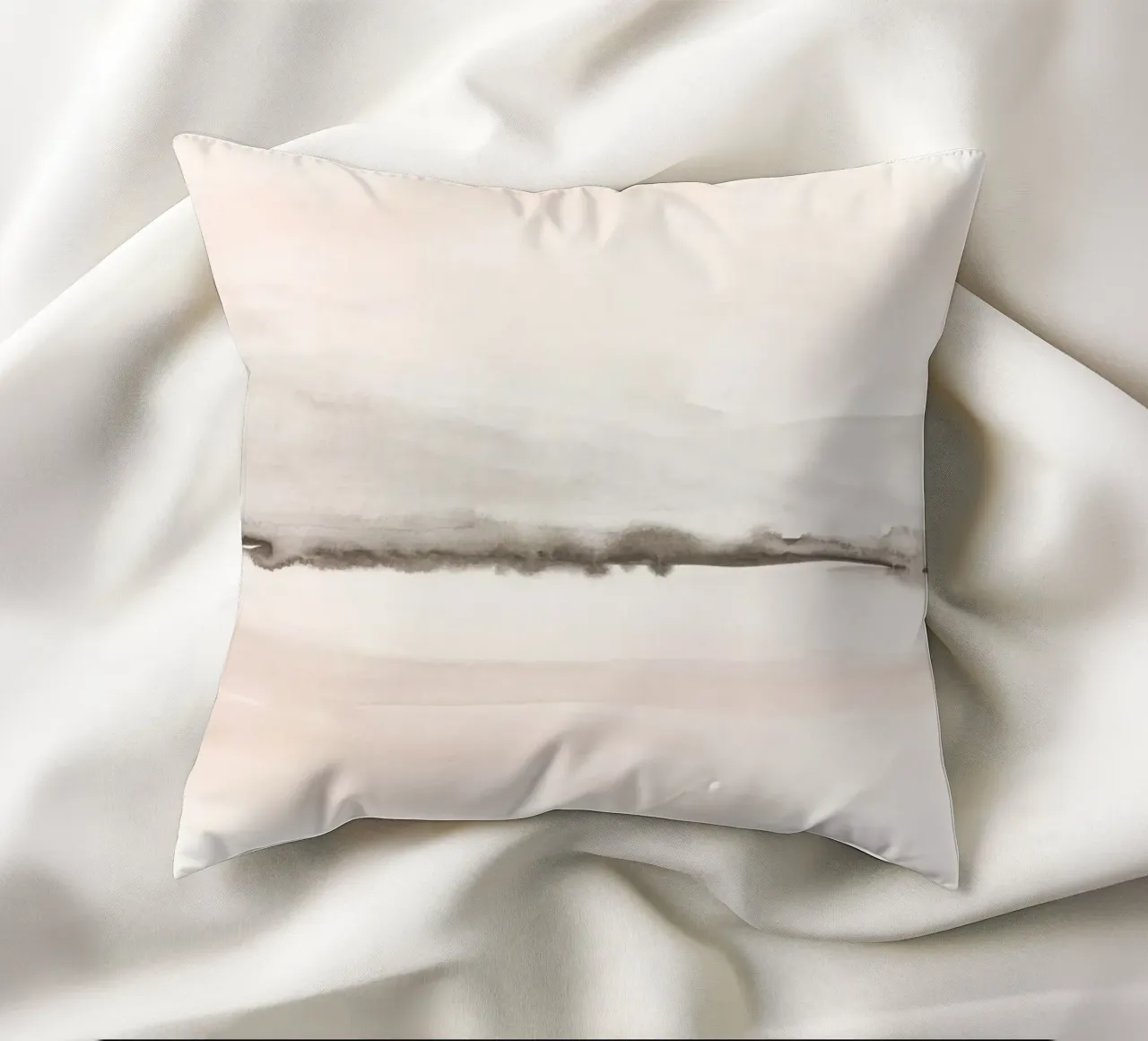 Zacht koraal en grijze bergen kussen van NouveauPrints