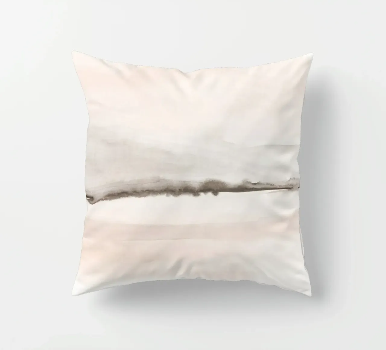 Zacht koraal en grijze bergen kussen van NouveauPrints