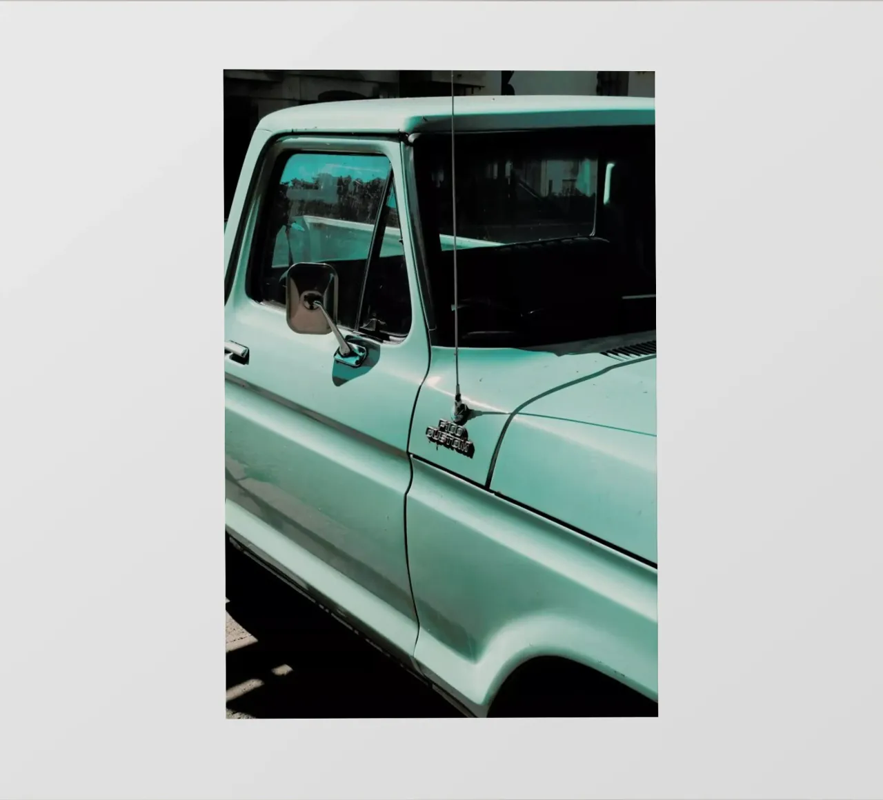 F100 Custom pellicola backlit da Sebastian Hilgetag