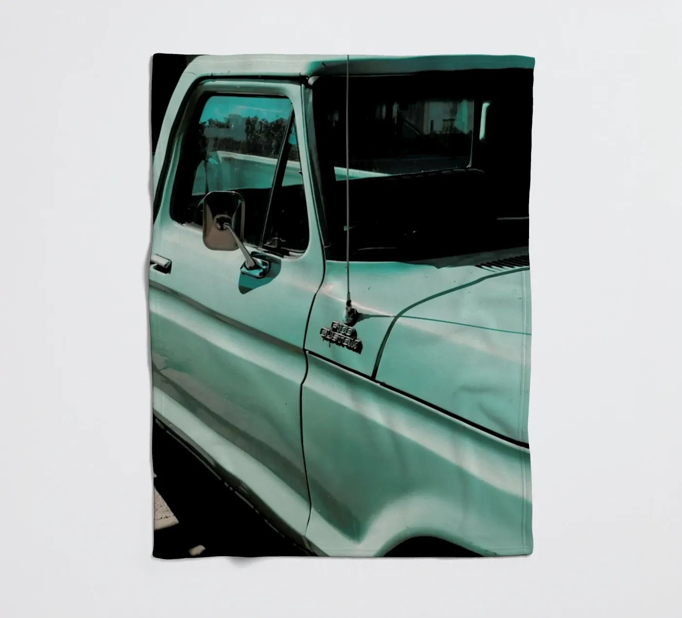 F100 Custom Fleecedecke von Sebastian Hilgetag