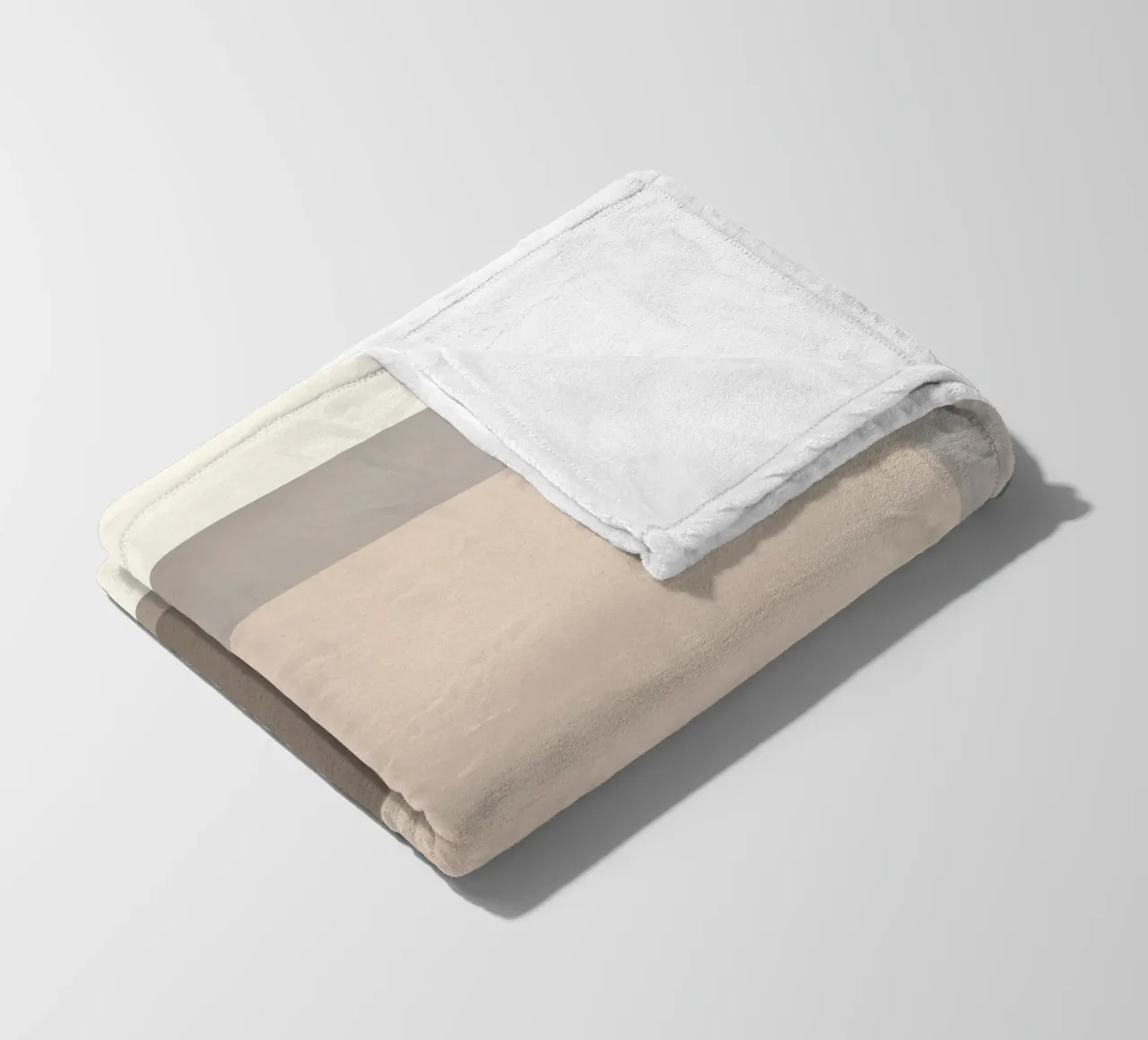 Semplicità dei colori tenui coperta in pile da Little Dean