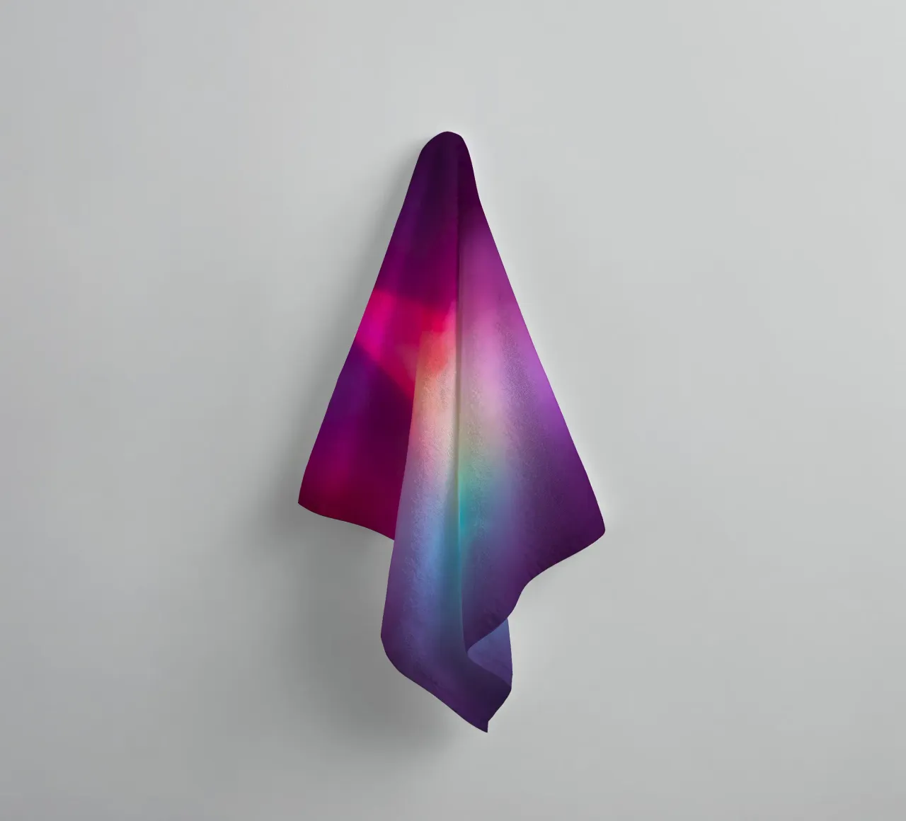 Vibrante display luminoso astratto con gradienti colorati asciugamano da bagno da DesignDoodle
