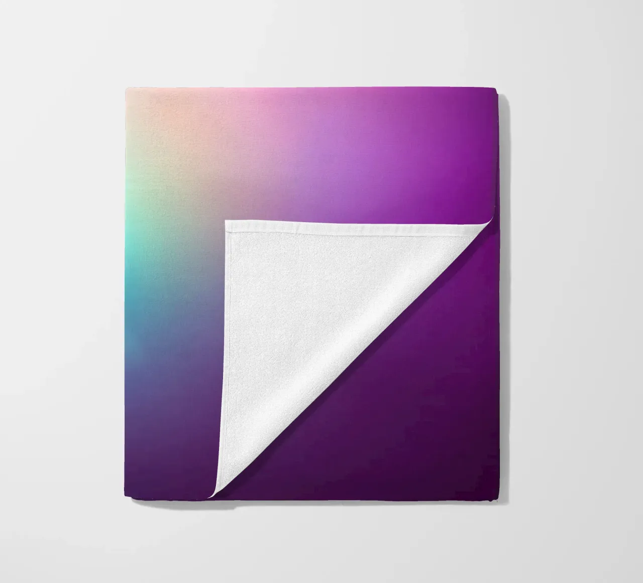Vibrante display luminoso astratto con gradienti colorati telo mare da DesignDoodle