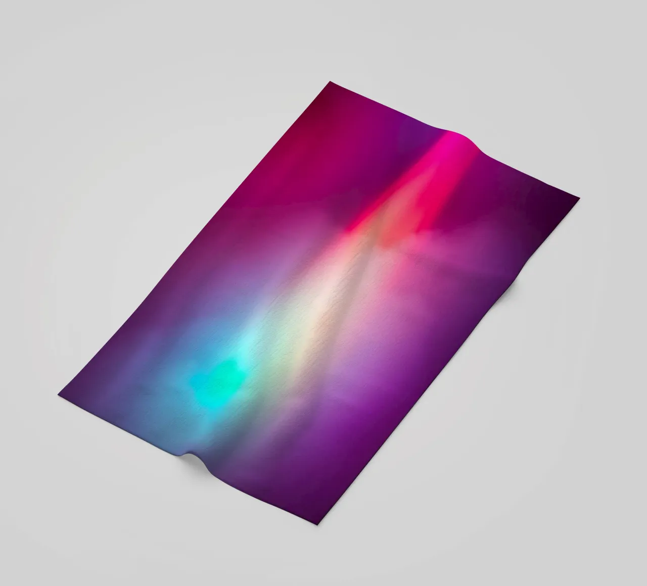 Vibrante display luminoso astratto con gradienti colorati telo mare da DesignDoodle