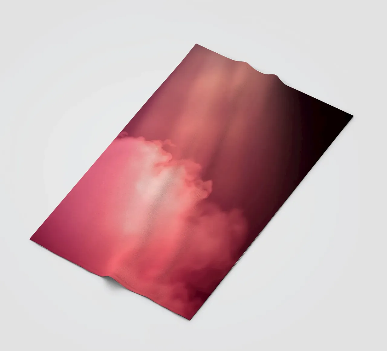 Sfondo astratto rosa tenue con fasci di luce colorati coperta in pile da DesignDoodle