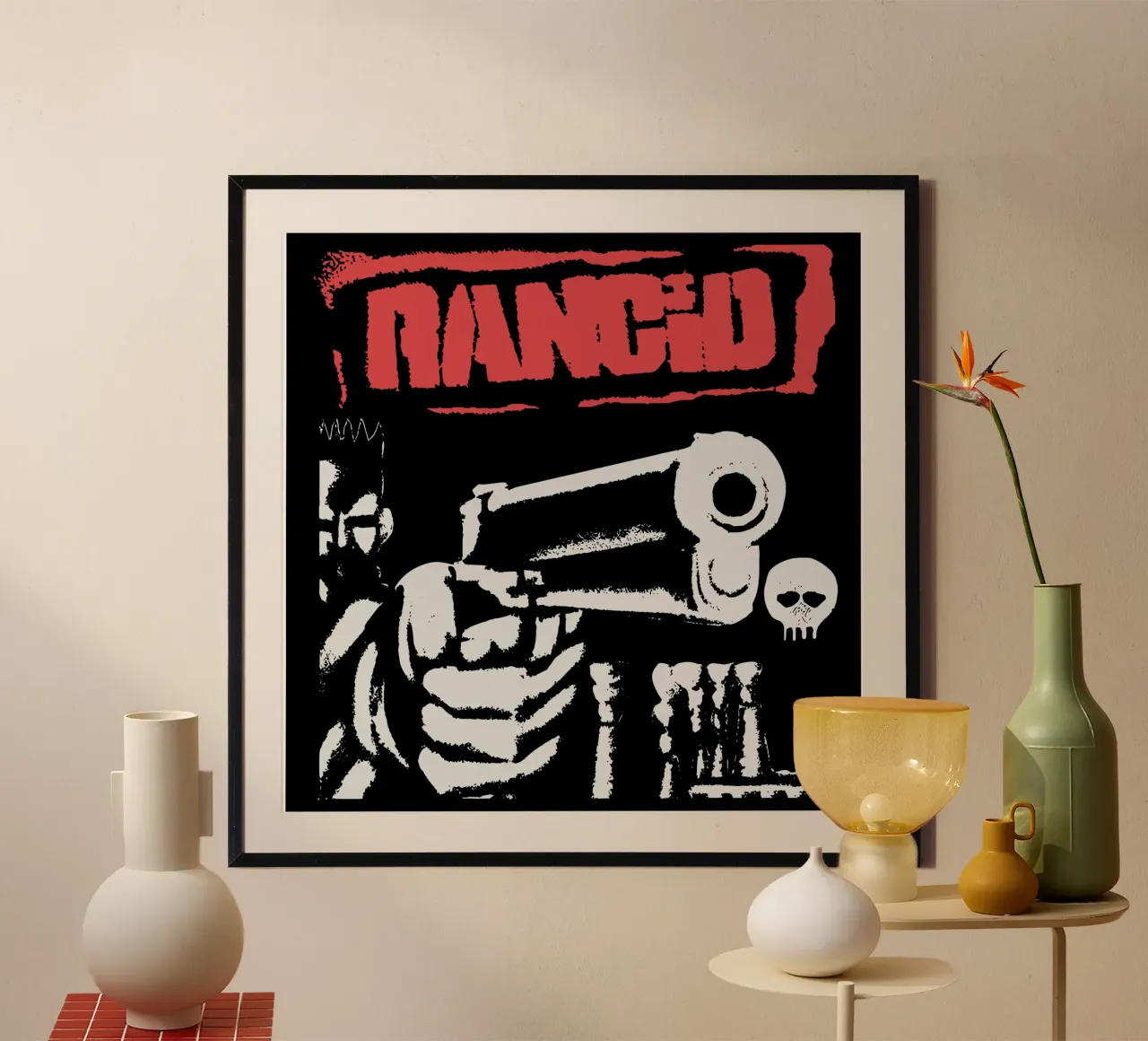 93 Armi da fuoco poster con telaio in alluminio da Jason Lavelle