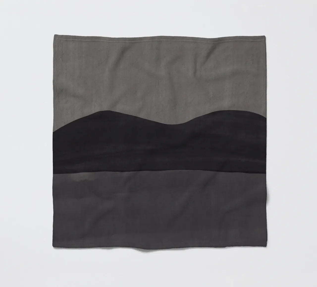 Paesaggio monocromatico scuro coperta in pile da Little Dean
