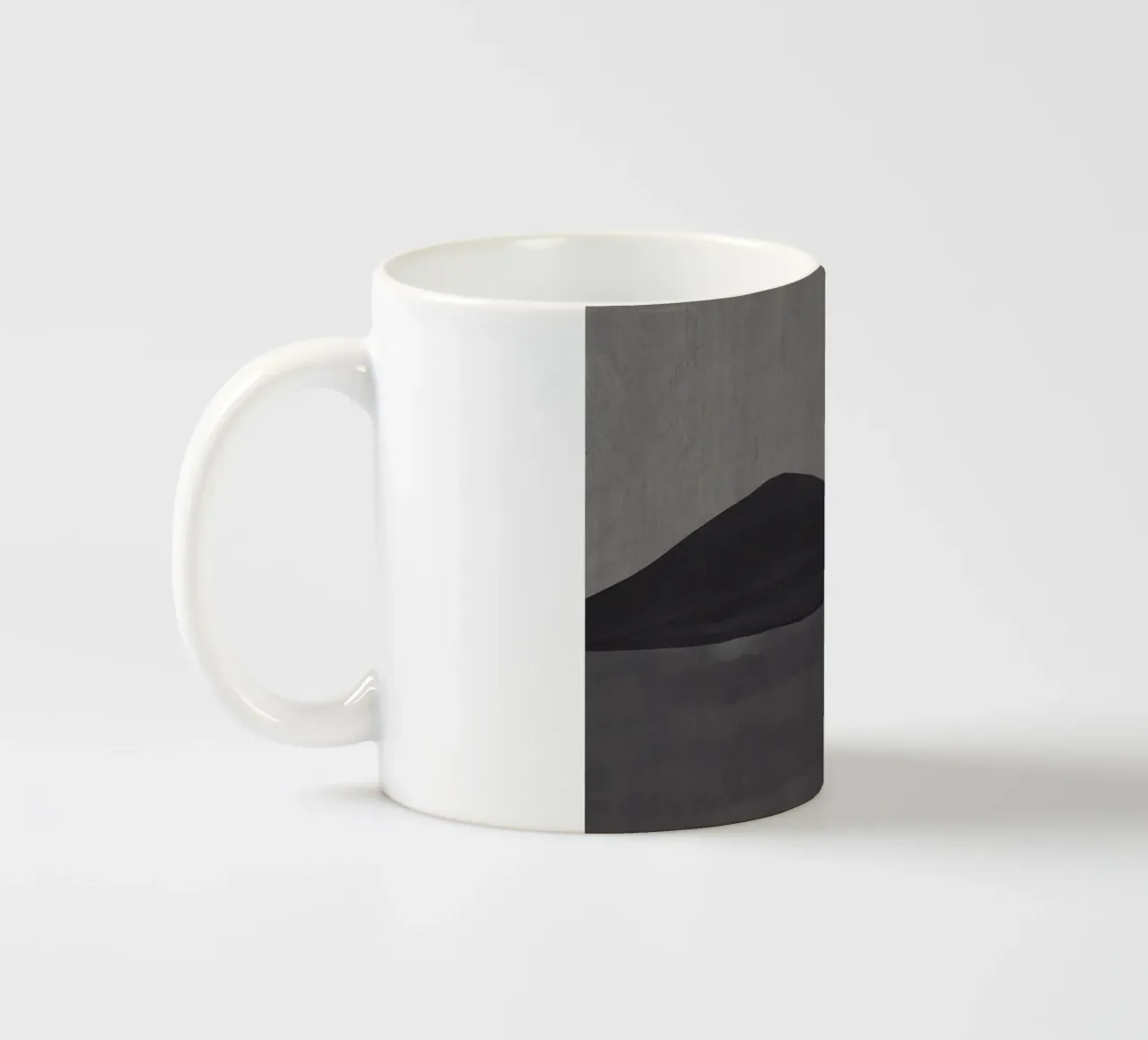Paesaggio monocromatico scuro tazza in ceramica da Little Dean