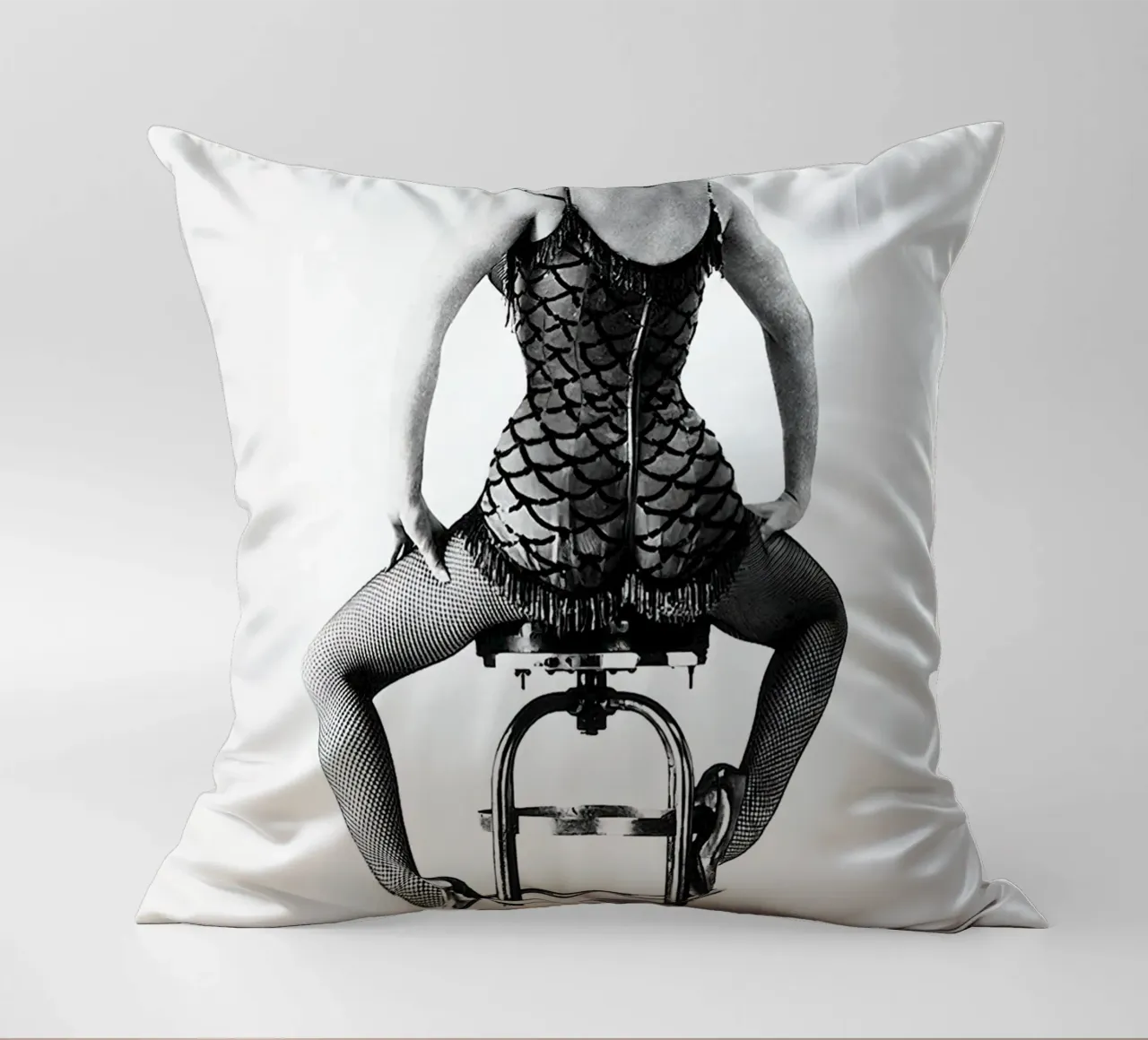 Marilyn Monroe vue de dos coussin de Beth Pop Culture