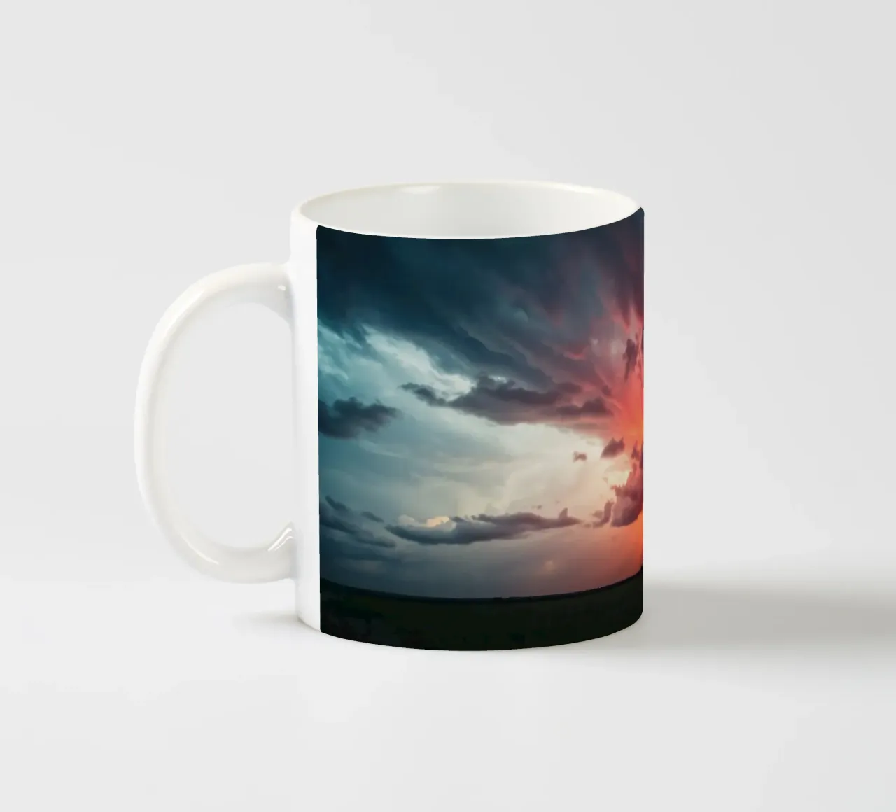 Un fondo que representa el cielo con colores complementarios taza de cerámica de DesignDoodle
