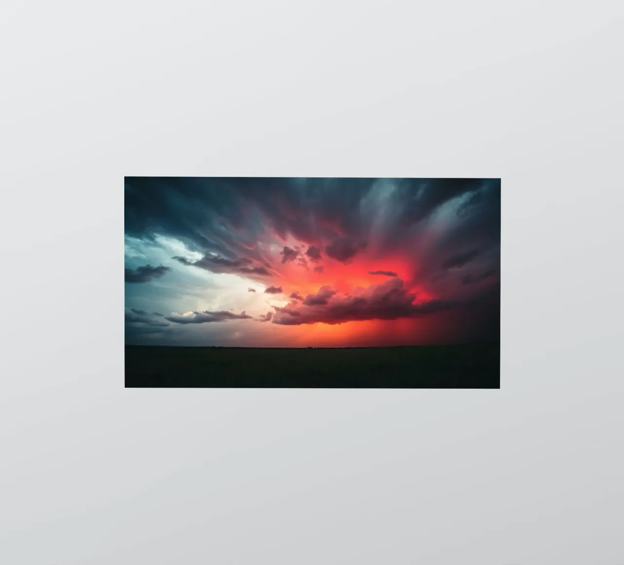 Un fondo que representa el cielo con colores complementarios pegatina de DesignDoodle
