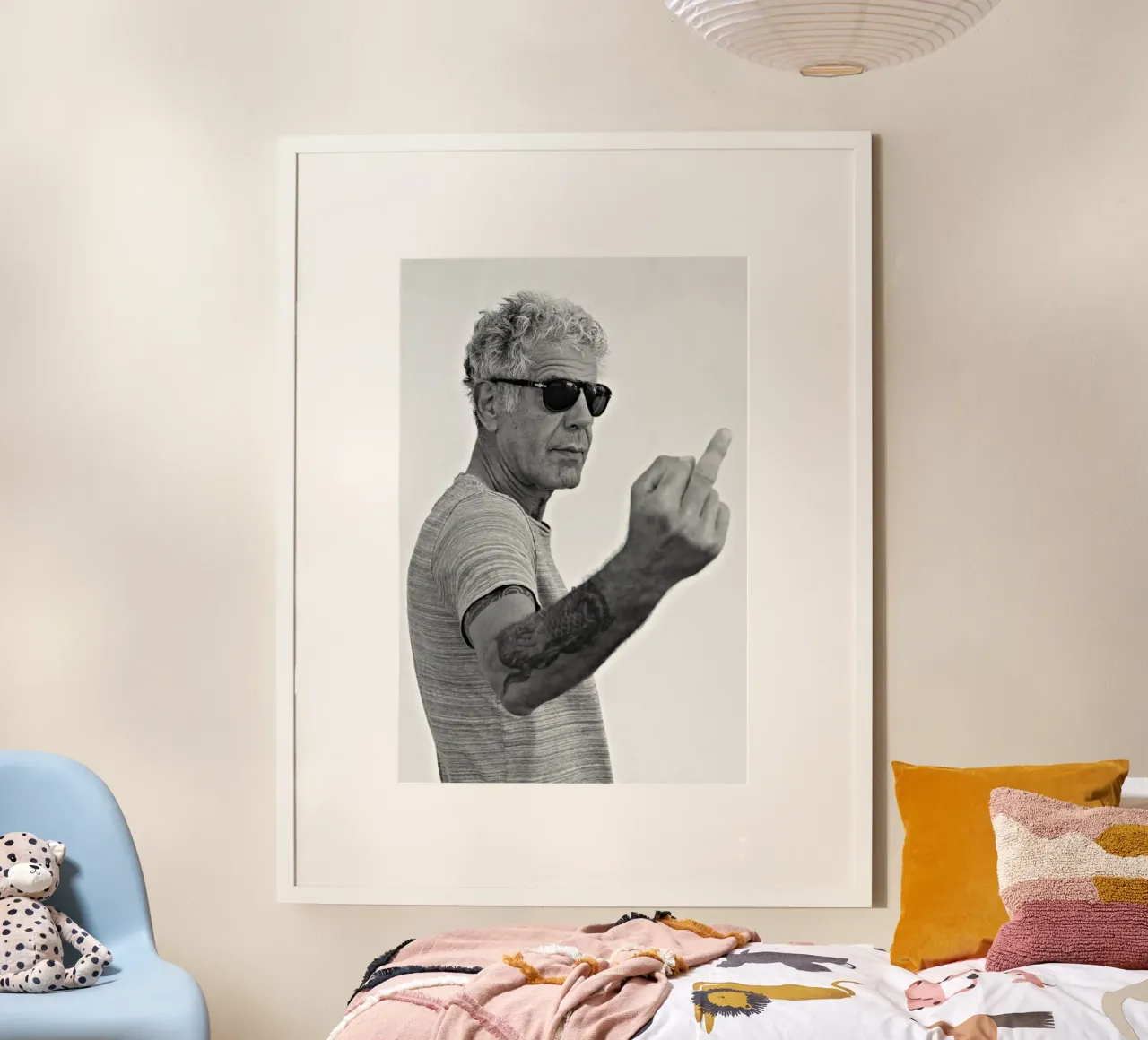 Dito medio Bourdain poster da Beth Pop Culture