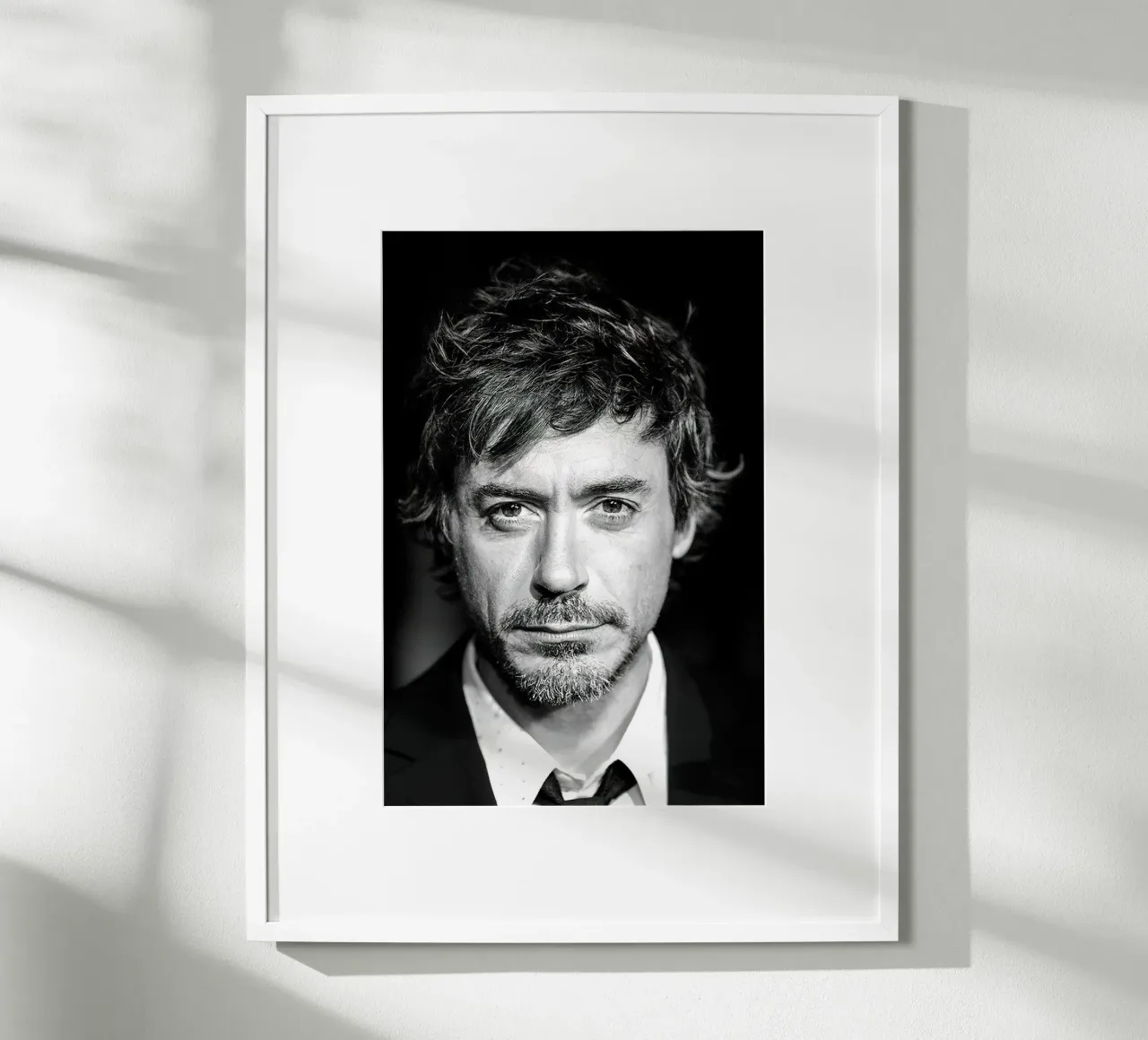 Robert Downey Jr Ritratto B&N poster da Beth Pop Culture
