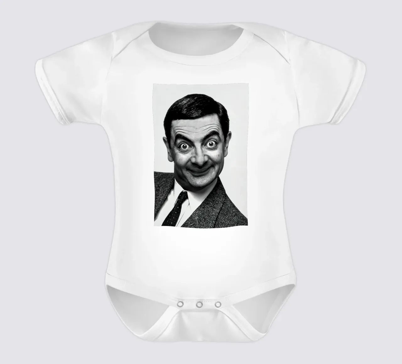 Sorriso iconico di Rowan Atkinson Mr. Bean body neonato maniche corte da Beth Pop Culture