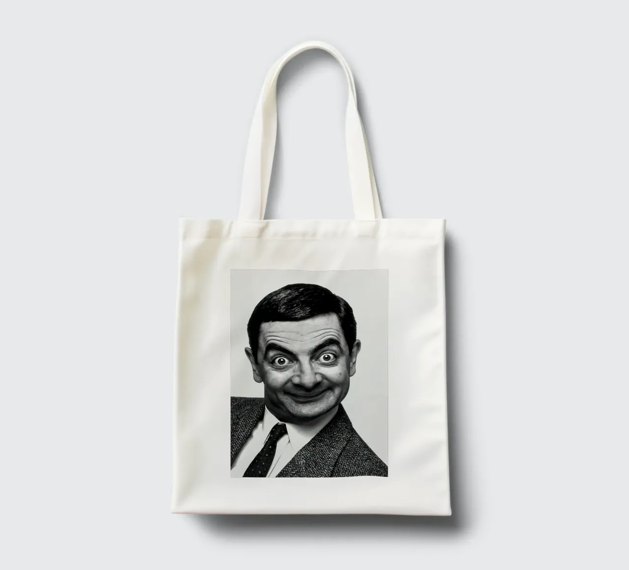 Sorriso iconico di Rowan Atkinson Mr. Bean borsa in juta da Beth Pop Culture