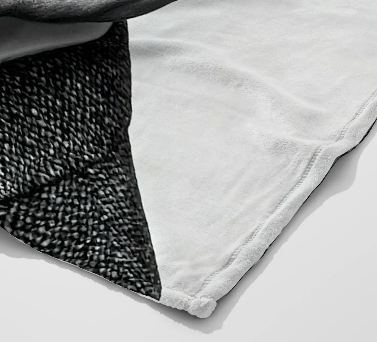 Sorriso iconico di Rowan Atkinson Mr. Bean coperta in pile da Beth Pop Culture