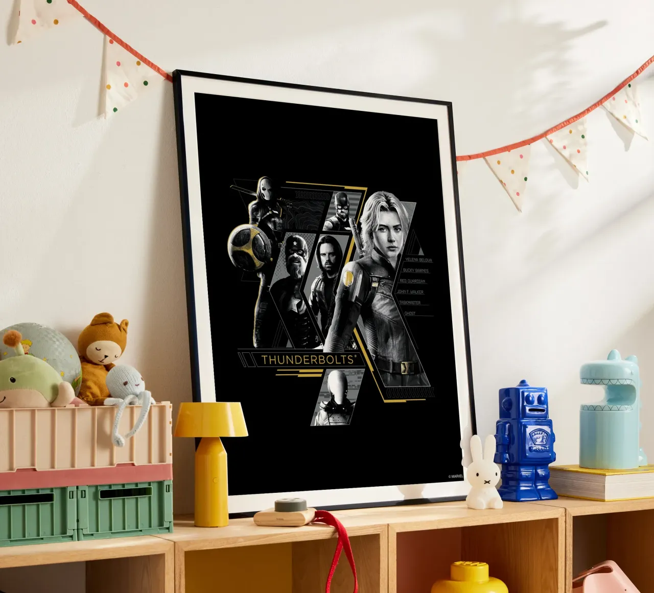 Thunderbolts* - gemeinsam! poster con telaio in alluminio da MARVEL Designs by JUNIQE