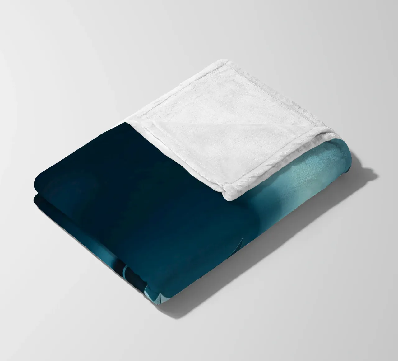 Piccola barca di carta che scivola sull'acqua calma in una stanza poco illuminata coperta in pile da DesignDoodle