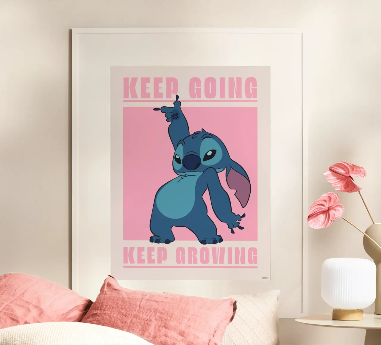 Stitch - keep going pink Poster mit Aluminium Rahmen von Stitch