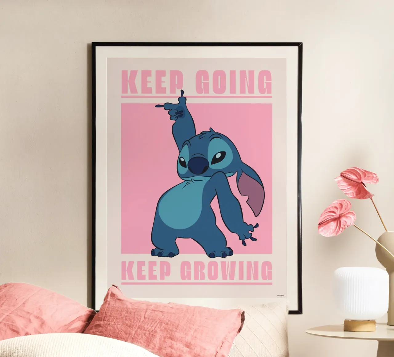Stitch - keep going pink Poster mit Aluminium Rahmen von Stitch
