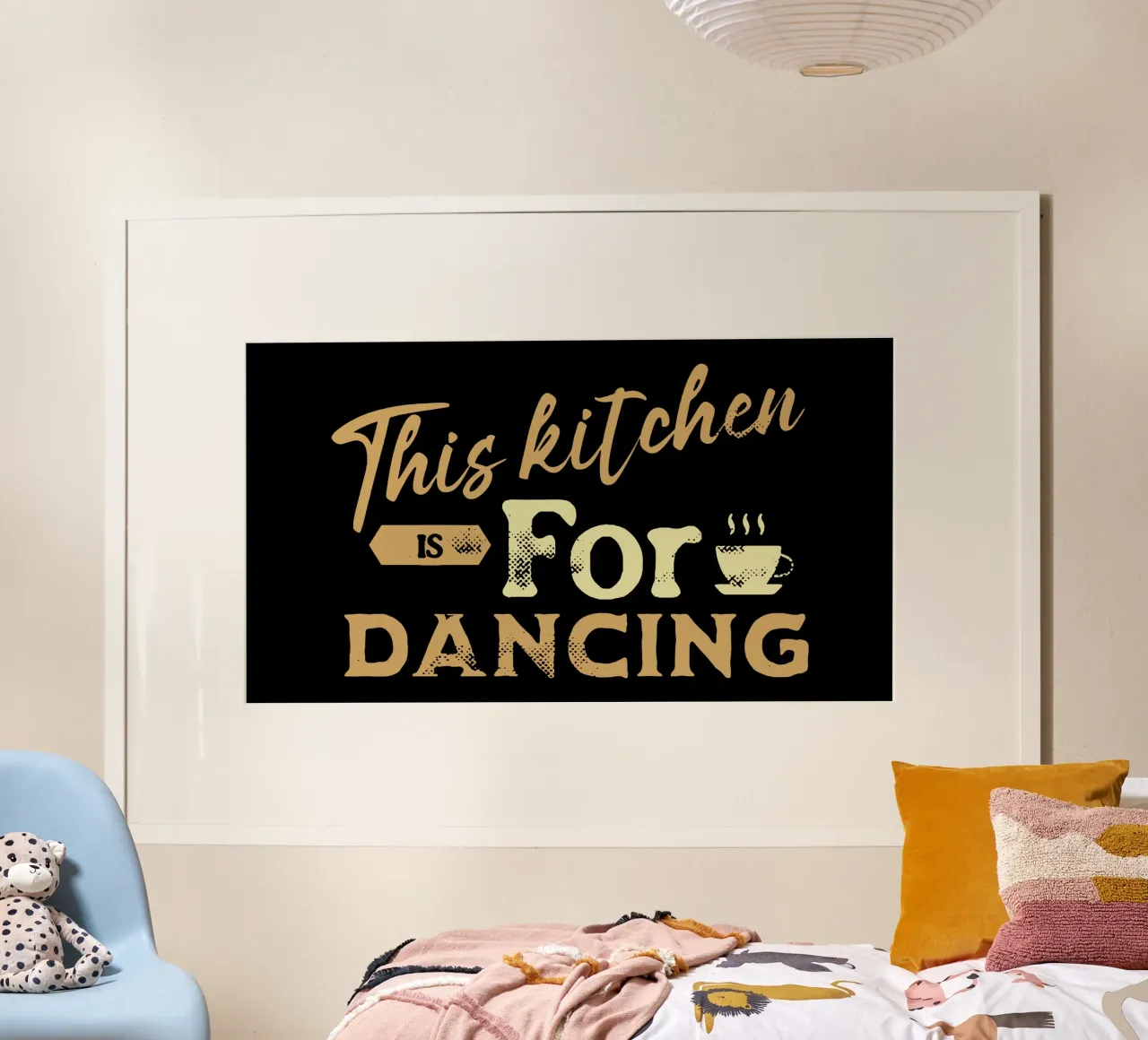 Questa cucina è per ballare poster con telaio in legno da Gunawan Rb