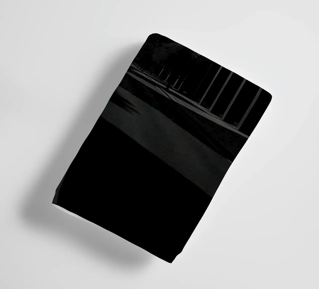 Francoforte - La verticalità del silenzio asciugamano da bagno da Black & White