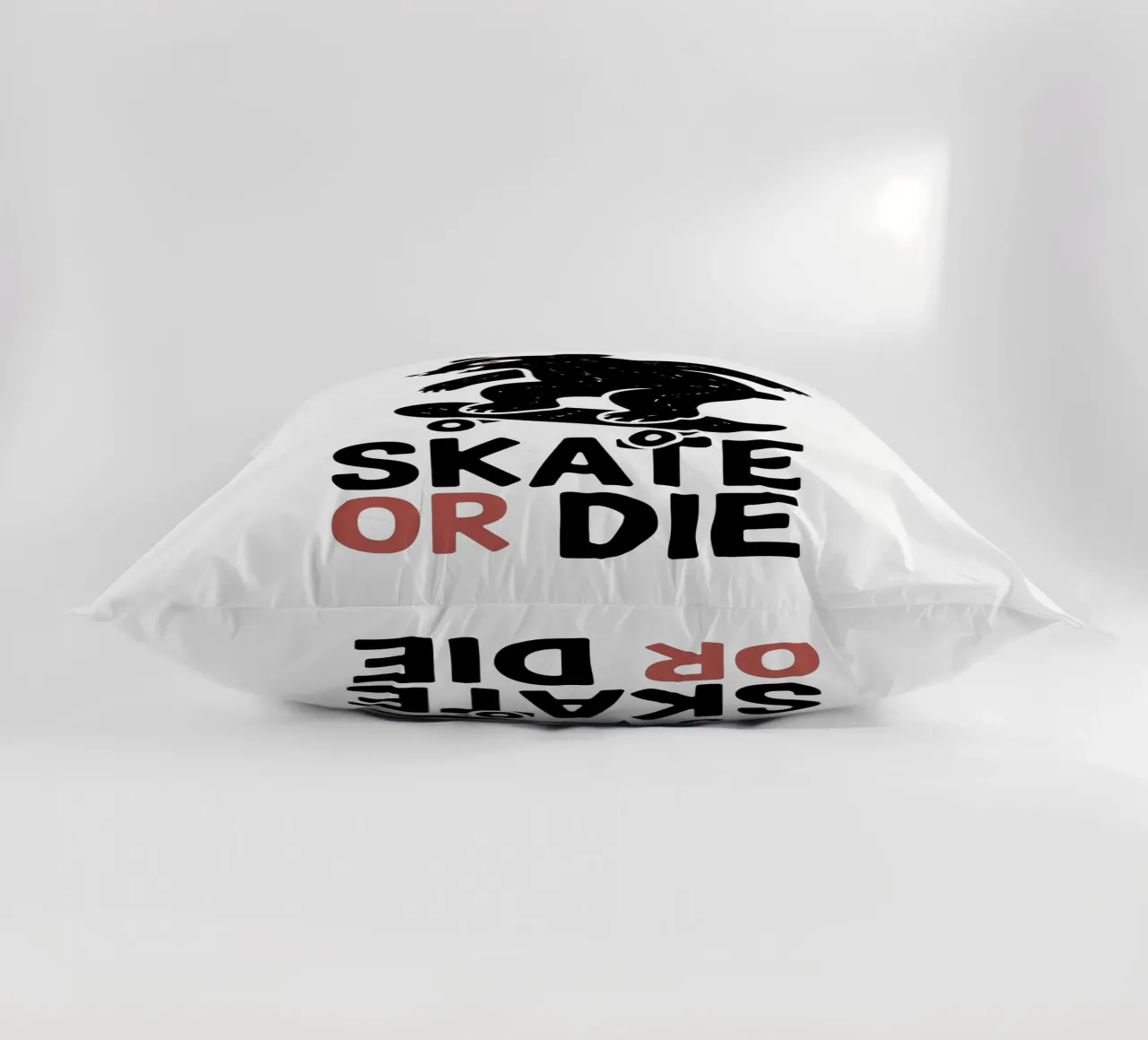 Orso giapponese da skateboard - Skate Or Die cuscino da GameDay Studio