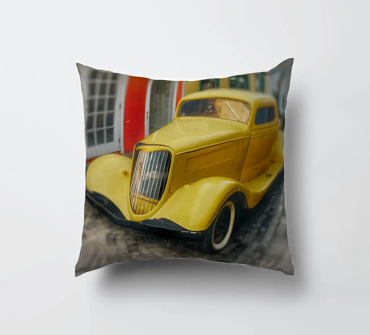 Highway Star cuscino da Bitburg Studio