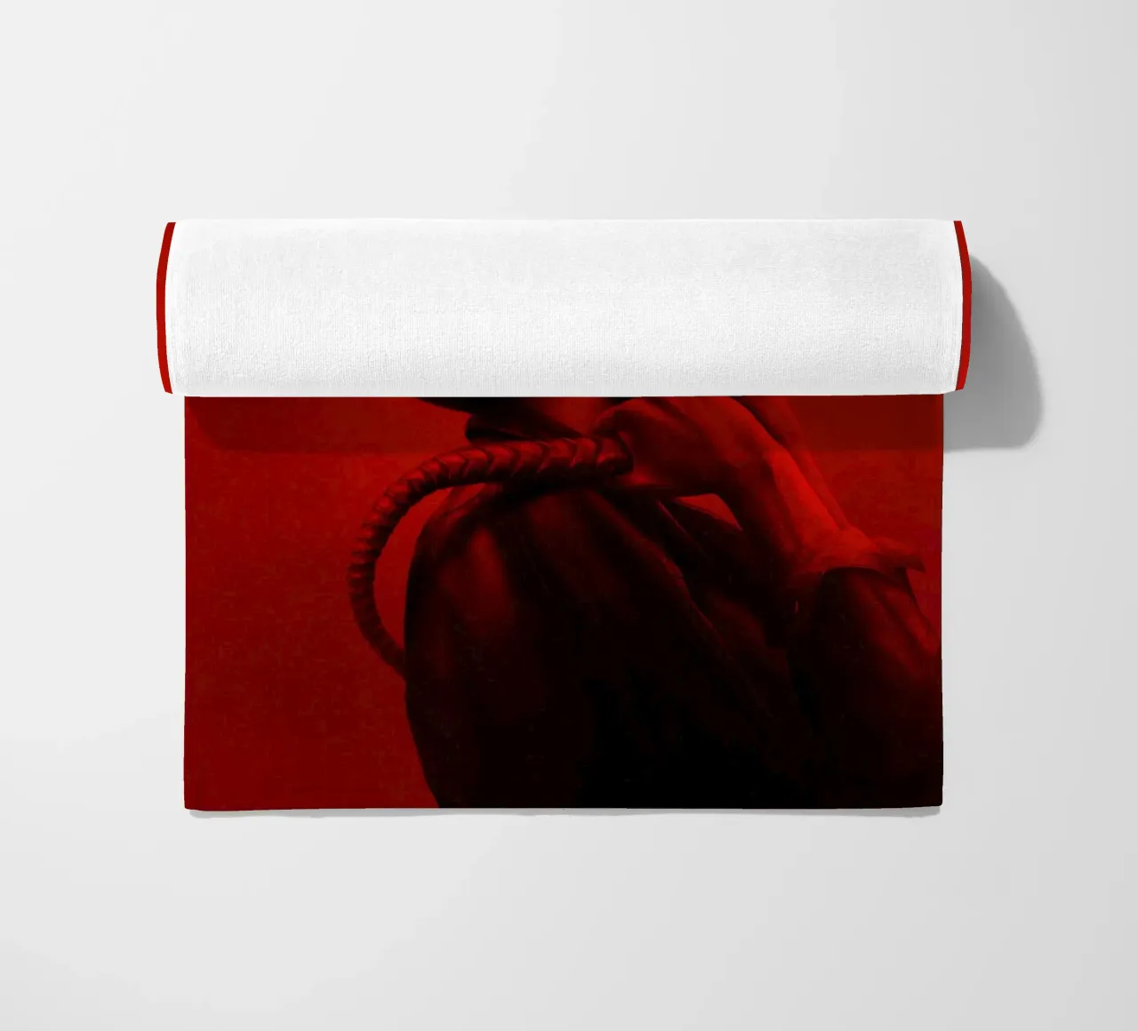 Alieno Romolo senza testo telo mare da Junkie Movie 2