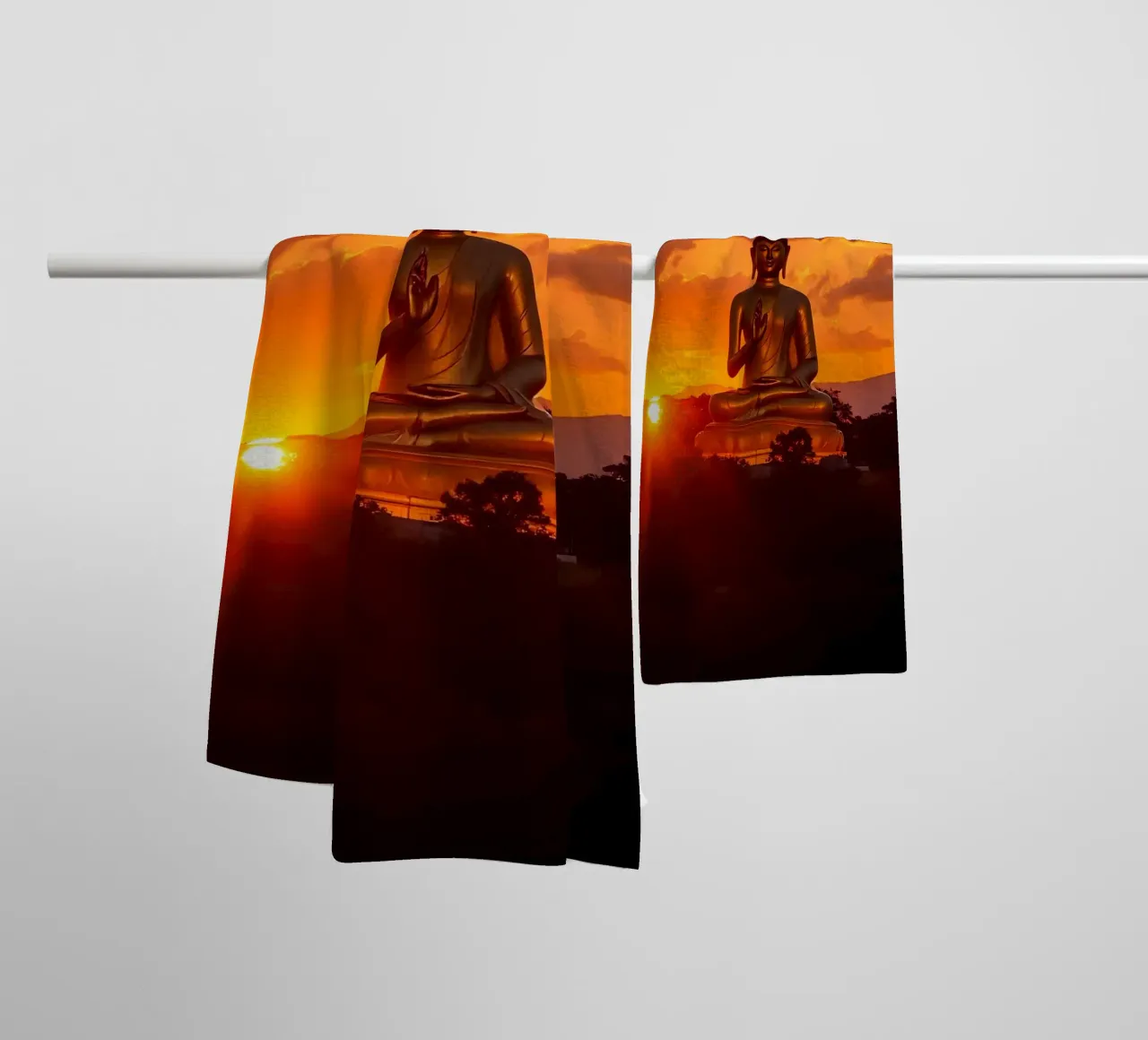 Buddha Goldene Stunde asciugamano da bagno da kosinsart.gallery