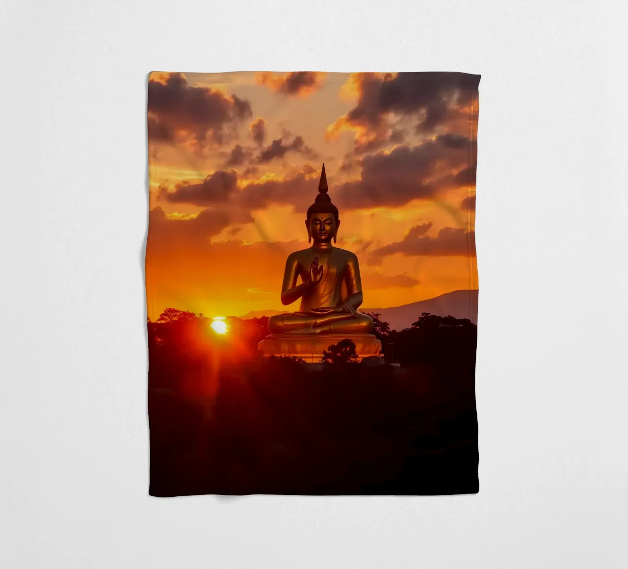 Buddha Goldene Stunde coperta in pile da kosinsart.gallery