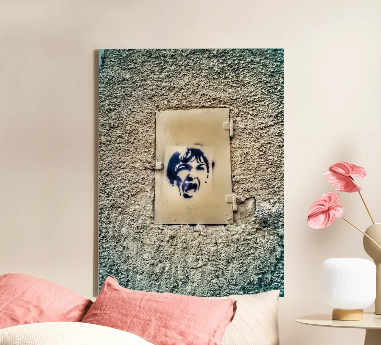 Shout canvas by Bitburg Studio