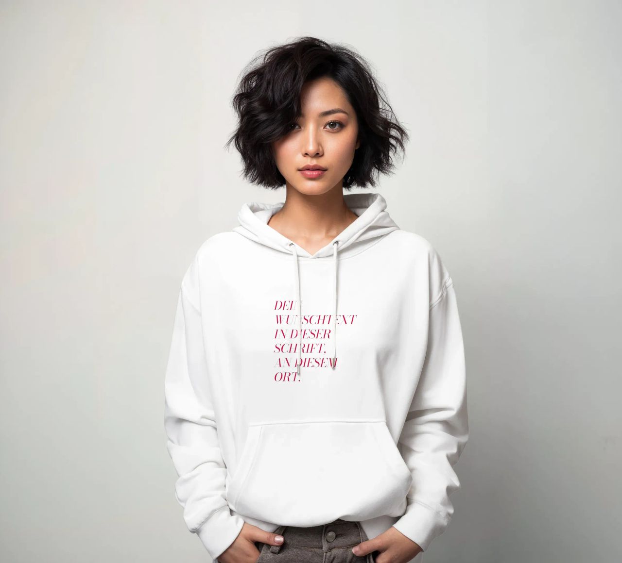 Wunschtext in rosa rot felpa con cappuccio da WORTSPIEL