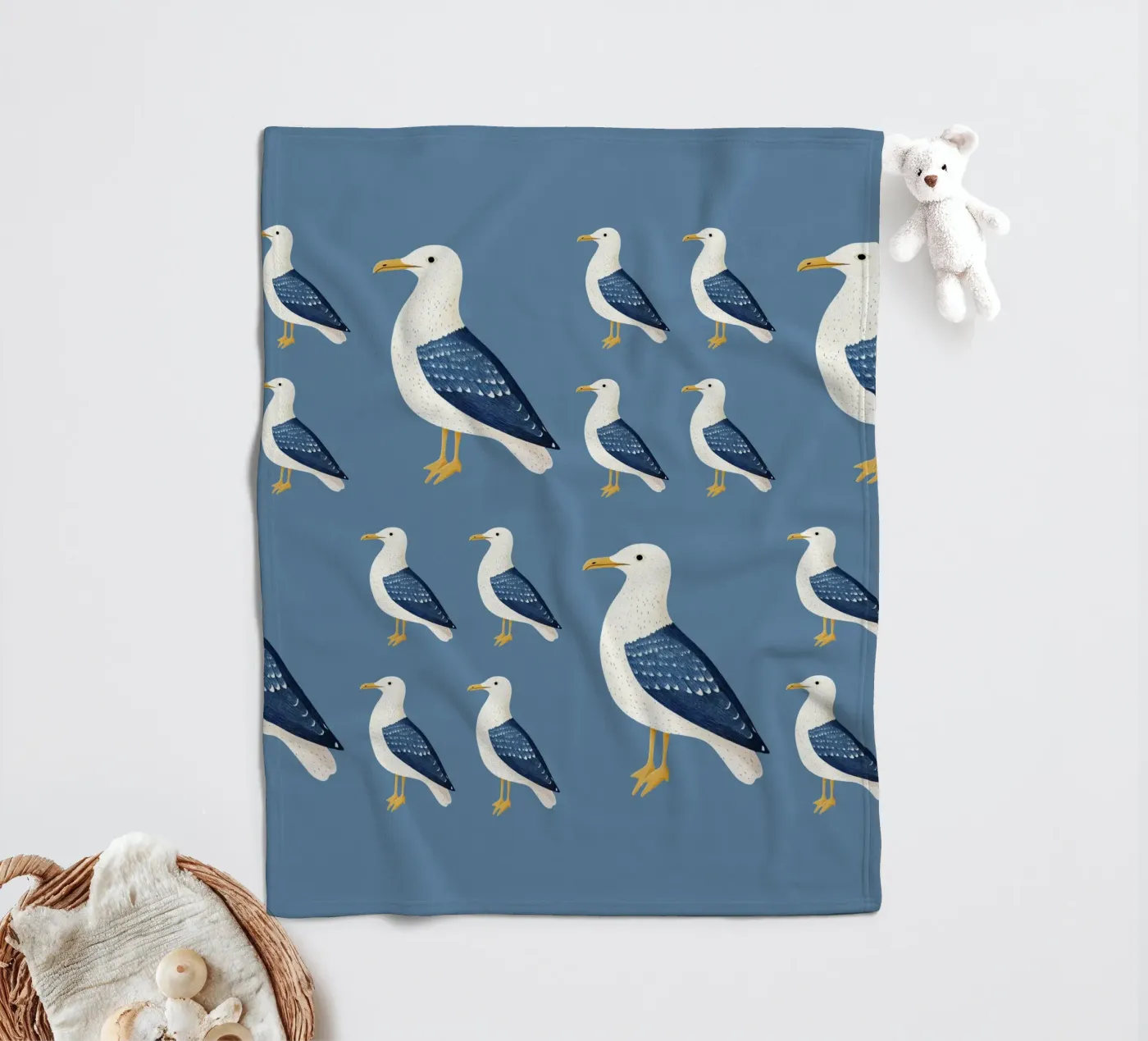 Möwe Fleecedecke von Curious Canvas