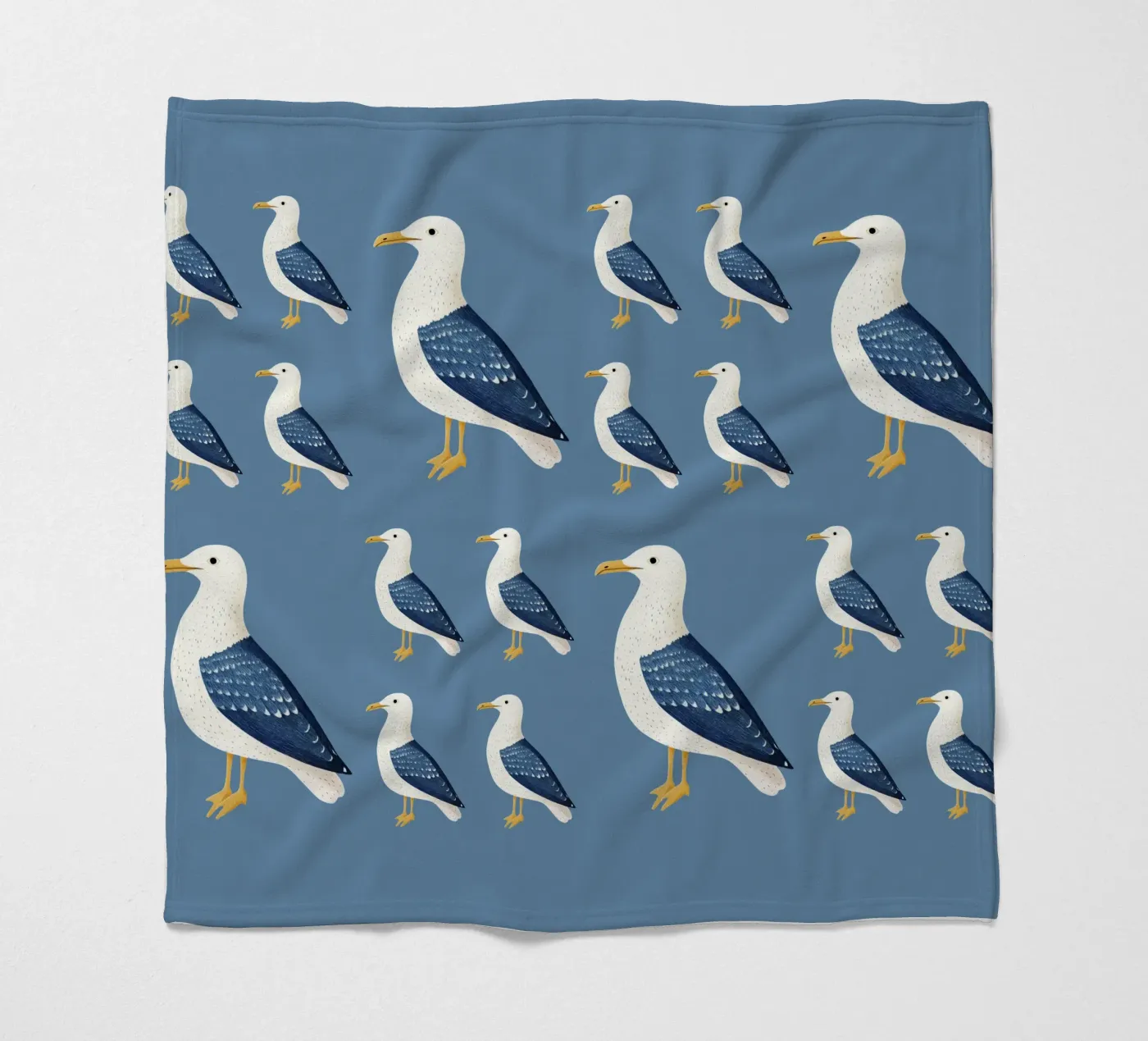 Möwe Fleecedecke von Curious Canvas