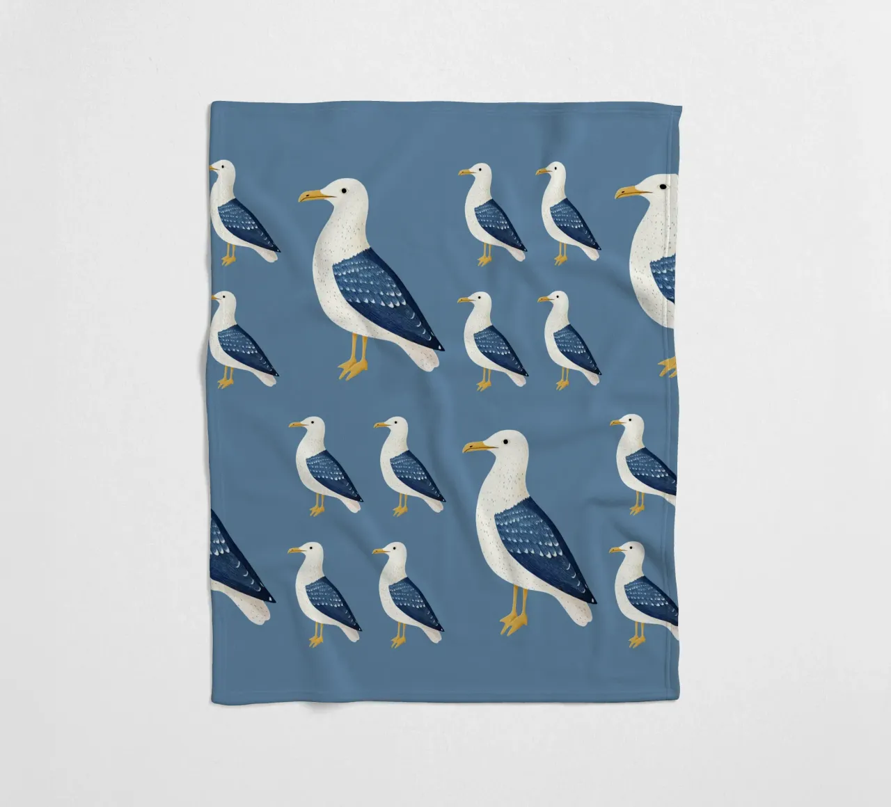 Möwe Fleecedecke von Curious Canvas