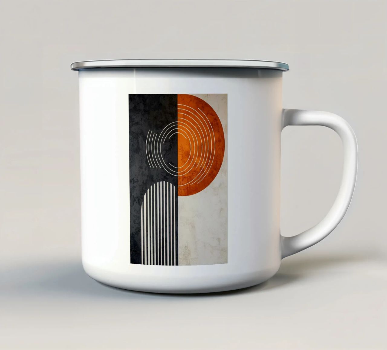 cerchi linee semicerchio contrasto geometria simmetria nero wh tazza in smalto da Kristen Parr