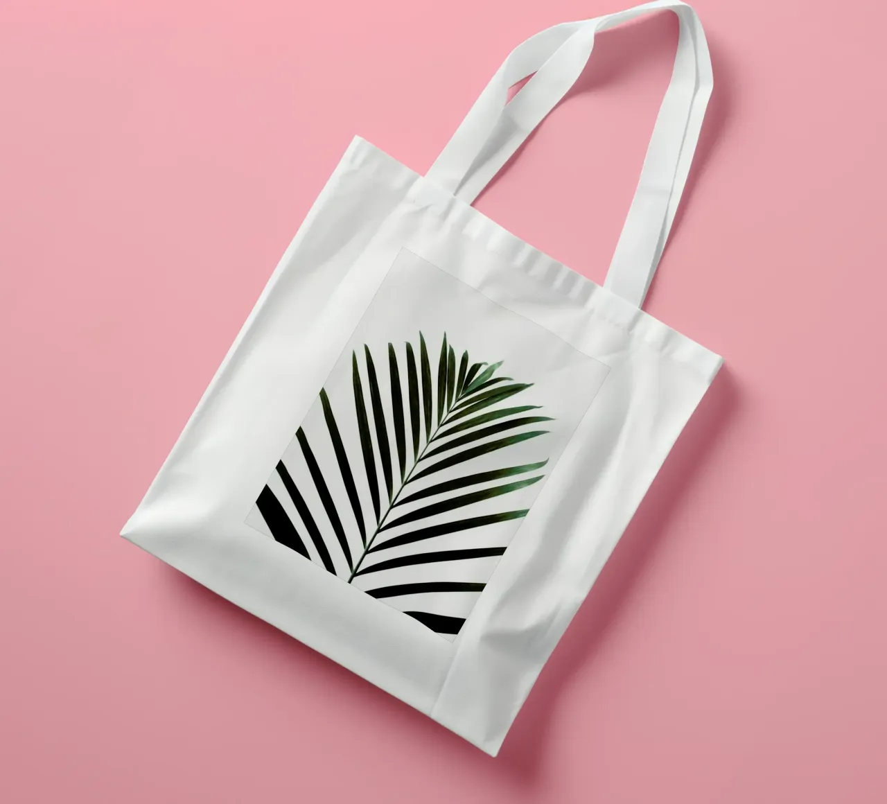 Minimal Palm Leaf borsa in juta da Studio Nahili