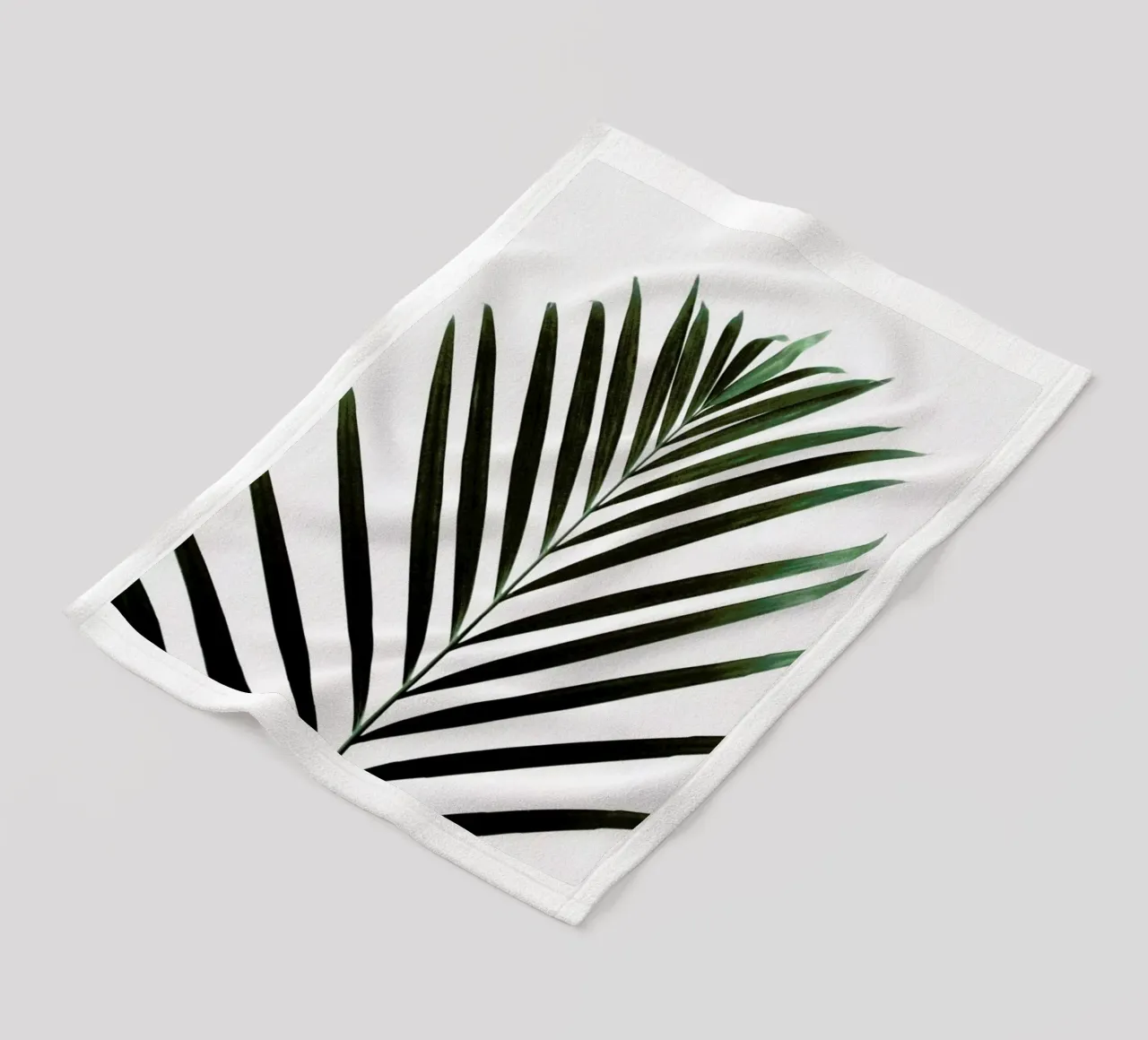 Minimal Palm Leaf coperta in pile da Studio Nahili