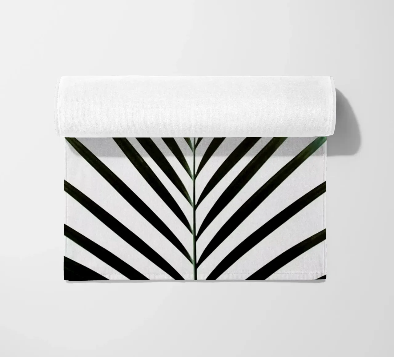 Minimal Palm Leaf telo mare da Studio Nahili