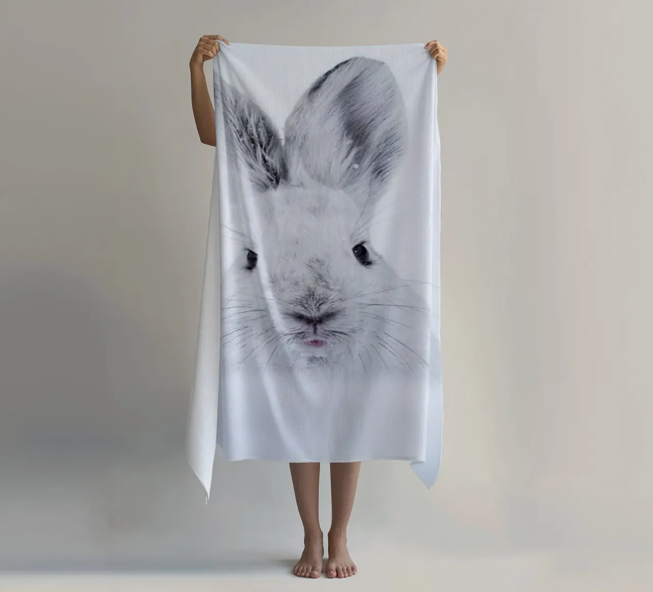 Rabbit in the Snow telo mare da EyeEm Mobile GmbH